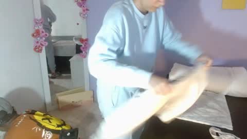 Kim  Yuk online show from February 16, 2025, 2:42 am