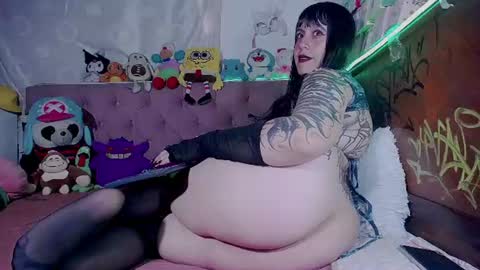 Snapshot of kimberkiss_19_ chatting on June 18, 2026, 11:58 am vivi independent model online show from June 18, 2026, 11:58 am