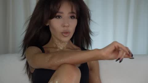 kimberly_bohnes online show from April 4, 2026, 4:44 am