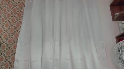 Kimberly online show from May 4, 2026, 12:17 am