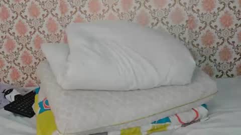 Kimberly online show from June 11, 2026, 12:32 am