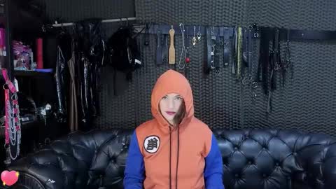 Snapshot of kimberly_swan_ chatting on October 19, 2025, 2:12 am  KIMBERLY SWAN  online show from October 19, 2025, 2:12 am