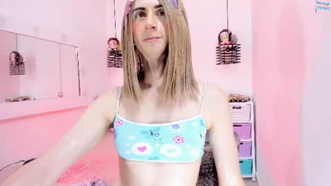 Snapshot of kimberly_thonson chatting on June 26, 2026, 11:42 pm kimberly_thonson online show from June 26, 2026, 11:42 pm