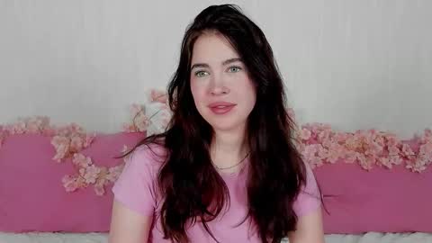 KimberlyBond online show from December 19, 2025, 11:34 pm