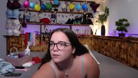 kimberlycaprice online show from January 13, 2025, 7:10 pm