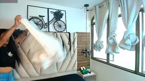 kimberlyfox_t online show from May 10, 2026, 2:11 pm