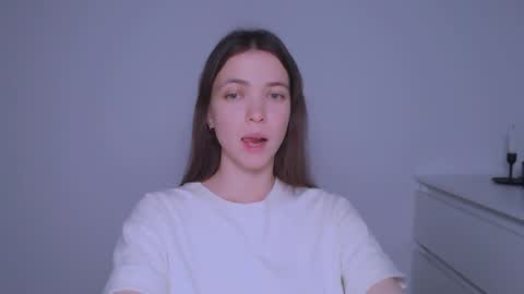 Snapshot of kimberlyhart_ chatting on December 22, 2024, 2:06 pm Kimberly online show from December 22, 2024, 2:06 pm