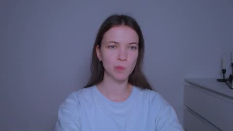 Snapshot of kimberlyhart_ chatting on February 2, 2025, 12:02 pm Kimberly online show from February 2, 2025, 12:02 pm