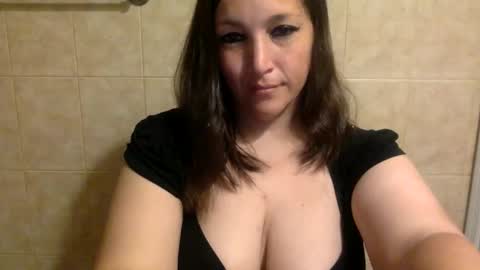 Snapshot of kimberlylynn chatting on April 16, 2026, 10:38 am KimberlyLynn online show from April 16, 2026, 10:38 am