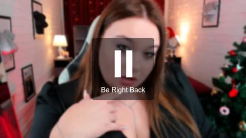 Snapshot of kimberlymaran chatting on December 24, 2024, 1:17 pm The one that you wont be able to forget online show from December 24, 2024, 1:17 pm