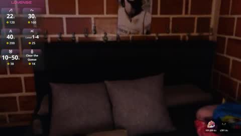 kimberlyreye online show from April 30, 2026, 8:57 pm