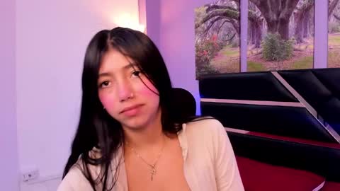 Kimberly Villalobos online show from December 20, 2024, 11:43 am