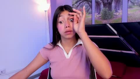 Kimberly Villalobos online show from December 23, 2024, 11:25 am