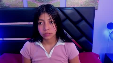 Kimberly Villalobos online show from January 14, 2025, 5:34 pm