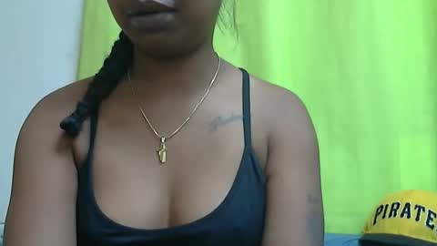 kimberlyy25 online show from September 16, 2025, 6:53 pm