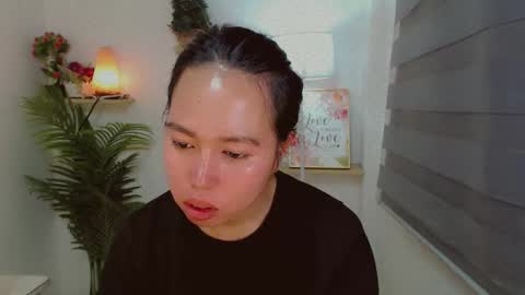 kimbratx online show from September 21, 2025, 10:33 pm