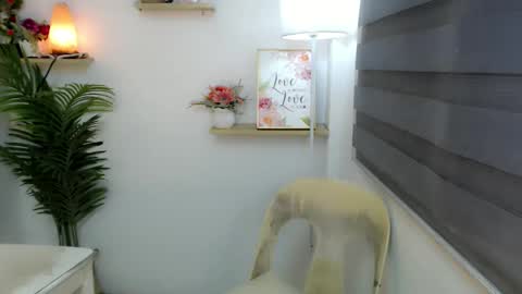 kimbratx online show from September 30, 2025, 11:21 pm