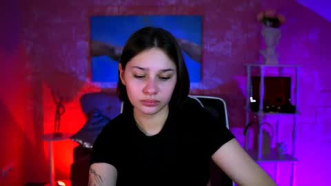 Snapshot of kimclarks chatting on April 3, 2026, 5:00 pm kimclarks online show from April 3, 2026, 5:00 pm