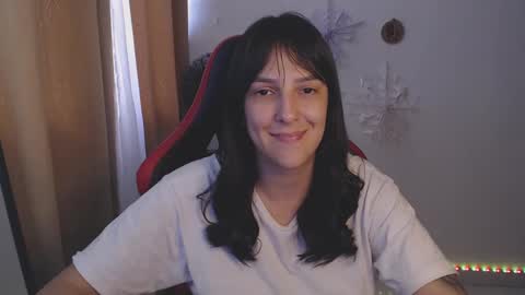 Kim 3 online show from December 11, 2024, 8:39 pm