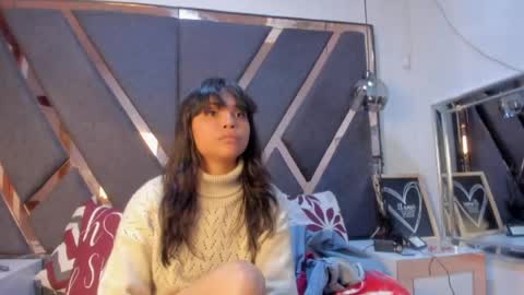 Kimy online show from May 7, 2026, 1:38 pm