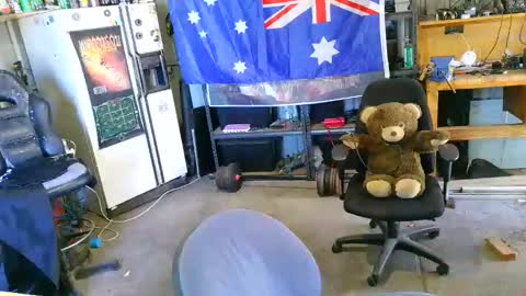 Snapshot of kimintheshed chatting on February 1, 2026, 1:37 am kimintheshed online show from February 1, 2026, 1:37 am