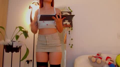 Snapshot of kimmcarter chatting on October 10, 2025, 2:10 am Kimm online show from October 10, 2025, 2:10 am