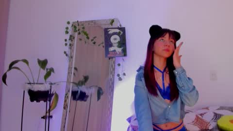 Snapshot of kimmcarter chatting on October 18, 2025, 1:52 am Kimm online show from October 18, 2025, 1:52 am