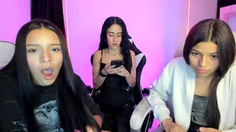 kimmi online show from January 22, 2025, 11:43 pm