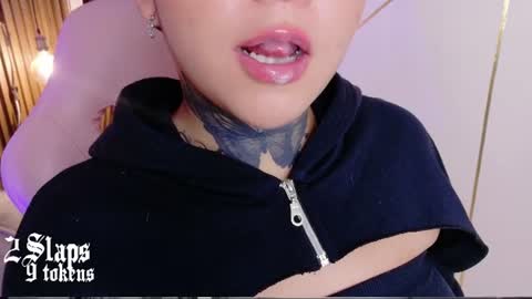     online show from June 11, 2026, 2:04 pm