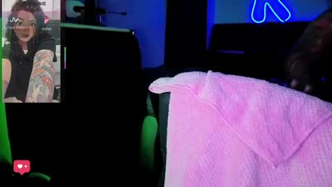 Kimmi online show from June 19, 2026, 3:44 am