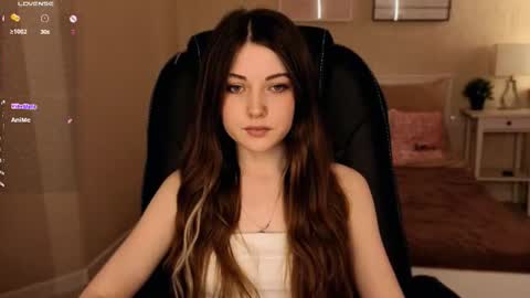  Your Kimmie  follow me  online show from June 19, 2026, 8:51 am