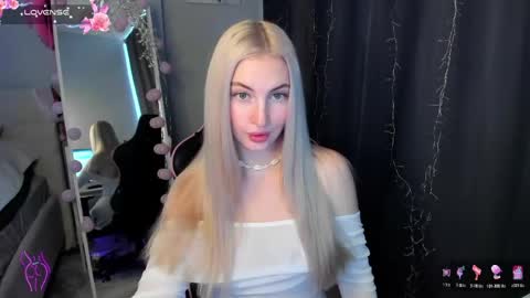 kimmy1_powell online show from April 30, 2026, 3:13 am