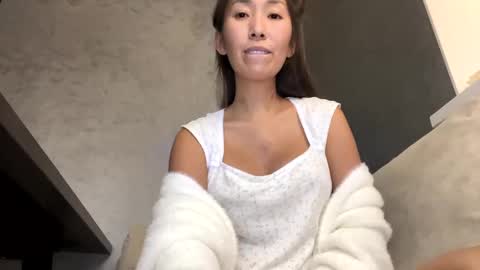 Kimmy online show from December 10, 2024, 1:33 pm