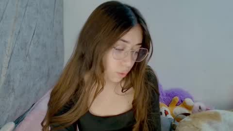 kimm online show from October 16, 2025, 3:07 am