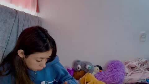 kimm online show from October 21, 2025, 3:57 pm