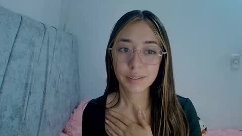 kimm online show from November 3, 2025, 4:25 am