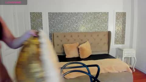 Snapshot of kimwessel_ chatting on December 2, 2024, 10:45 pm Kim online show from December 2, 2024, 10:45 pm