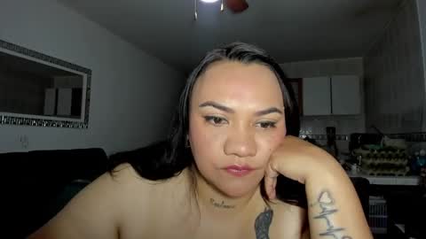 Snapshot of kimystonee chatting on March 10, 2025, 1:21 pm ANDREA online show from March 10, 2025, 1:21 pm