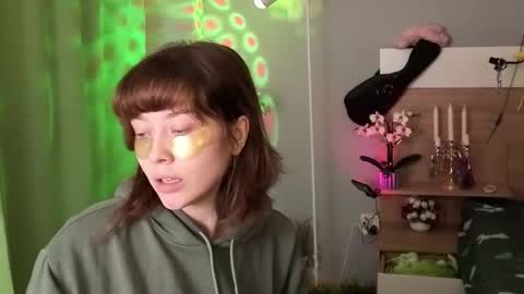 kina_ka online show from October 1, 2025, 4:40 am