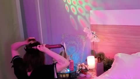 kina_ka online show from April 27, 2026, 1:03 am