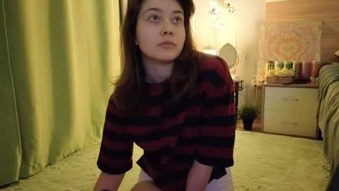 kina_ka online show from May 18, 2026, 8:25 pm