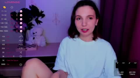 Hazel online show from April 30, 2026, 8:57 pm
