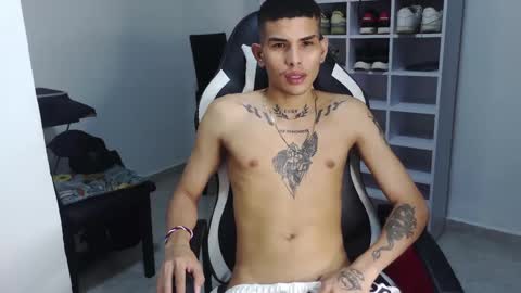 Snapshot of king_bryan19 chatting on December 10, 2024, 10:26 pm bryan online show from December 10, 2024, 10:26 pm