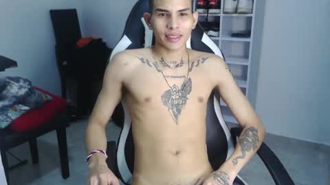 Snapshot of king_bryan19 chatting on December 18, 2024, 6:25 pm bryan online show from December 18, 2024, 6:25 pm