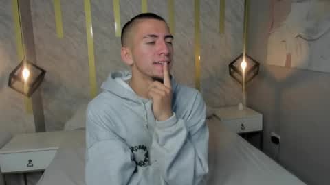 King Dante  online show from December 10, 2024, 8:27 pm