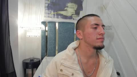 King Dante  online show from January 8, 2025, 11:41 pm
