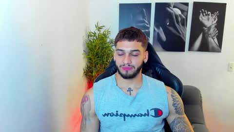 king_of_kings__ online show from February 5, 2025, 3:45 am