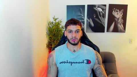 king_of_kings__ online show from February 5, 2025, 11:06 pm