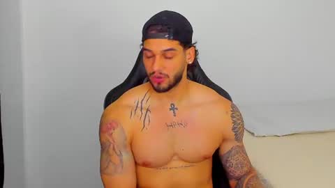 king_of_kings__ online show from July 30, 2026, 1:04 am