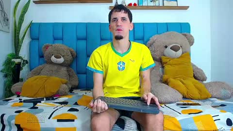 king voy online show from March 14, 2026, 5:46 am